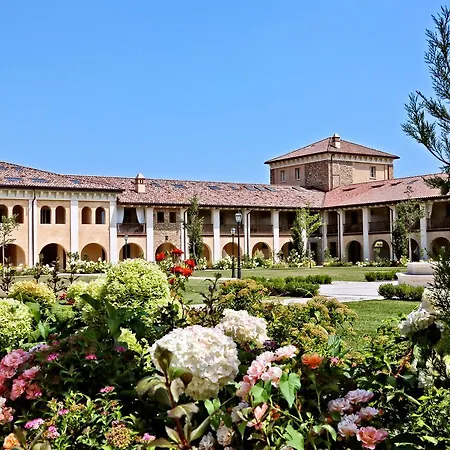 Aparthotel Garda San Vigilio Golf 4*